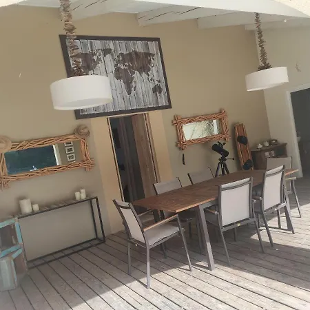 Guest house 2 Personnes Les Deux Esprits Libres *